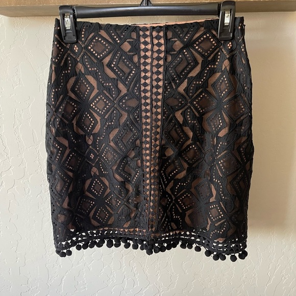 For Love and Lemons|Florence Lace Pencil Mini Skirt with Pom Pom Tassel Detail• - Picture 10 of 14